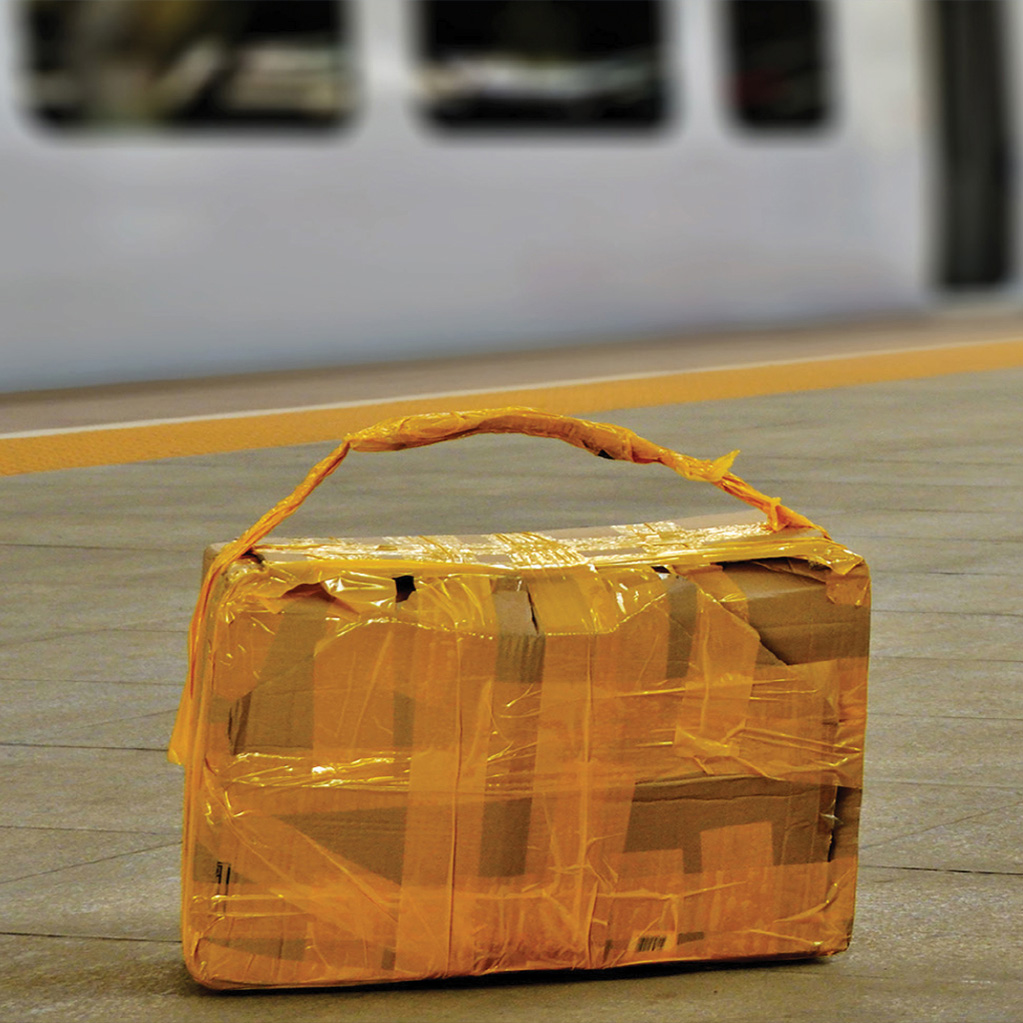 Unattended bag at subway station